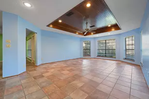 153 Sandlewood Ln, Burleson, TX 76028 - Photo 13