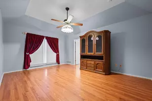 153 Sandlewood Ln, Burleson, TX 76028 - Photo 25