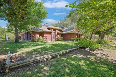 153 Sandlewood Lane, Burleson, TX 76028 - Photo 3