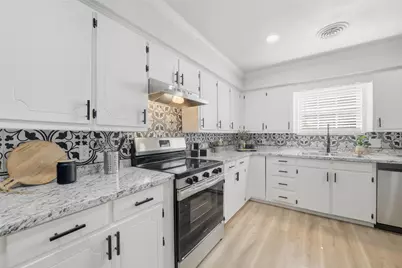 214 Bluebonnet Trail, Keene, TX 76059 - Photo 7