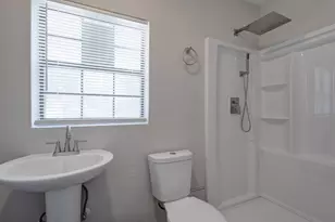 1260 E Mulkey St, Fort Worth, TX 76104 - Photo 15