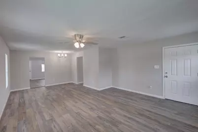 1260 E Mulkey Street, Fort Worth, TX 76104 - Photo 3