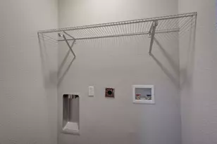 1260 E Mulkey St, Fort Worth, TX 76104 - Photo 11