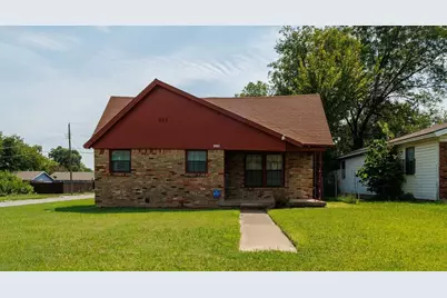 1260 E Mulkey Street, Fort Worth, TX 76104 - Photo 1