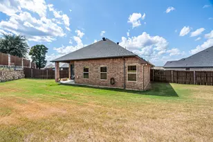229 Jacinth Ln, Granbury, TX 76049 - Photo 29