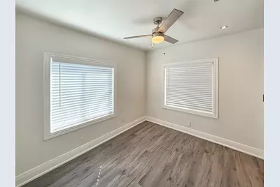 4019 Brundrette Street, Dallas, TX 75212 - Photo 13