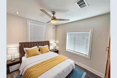 4019 Brundrette Street, Dallas, TX 75212 - Photo 17