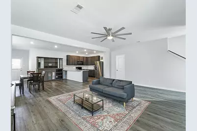 5649 Willamette Drive, Fort Worth, TX 76119 - Photo 5