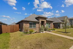 3854 Star Mesa St, Crandall, TX 75114 - Photo 3
