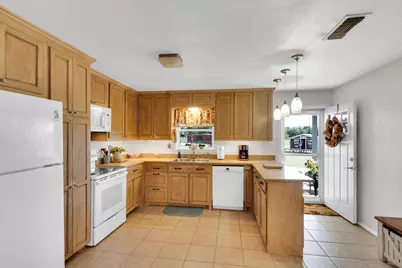 750 Becky Lane, Pecan Hill, TX 75165 - Photo 37