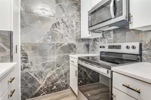 4837 Cedar Springs Rd, Dallas, TX 75219 - Photo 7