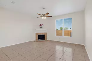 3061 Elmbrook Dr, Grand Prairie, TX 75052 - Photo 7