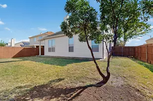 3061 Elmbrook Dr, Grand Prairie, TX 75052 - Photo 21