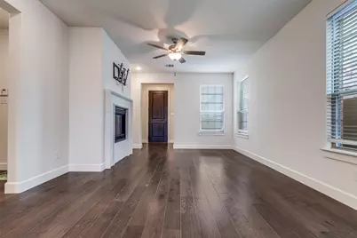 4833 Zilker Avenue, Carrollton, TX 75010 - Photo 3