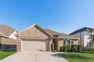 624 Hazeltine Rd, Red Oak, TX 75154 - Photo 1