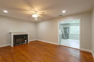 2114 Harlandale Ave, Dallas, TX 75216 - Photo 7