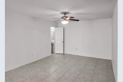 821 E College Avenue, Princeton, TX 75407 - Photo 13