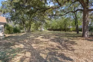 82 Vaughn Dr, Denison, TX 75020 - Photo 23