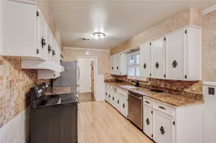 3712 Scranton Dr, Richland Hills, TX 76118 - Photo 7