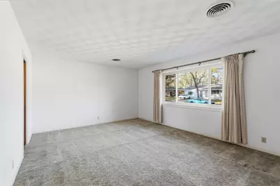 1512 White Way Drive, Arlington, TX 76013 - Photo 5