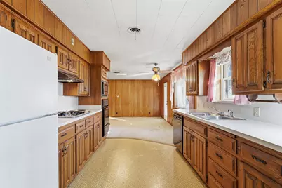 1512 White Way Drive, Arlington, TX 76013 - Photo 9