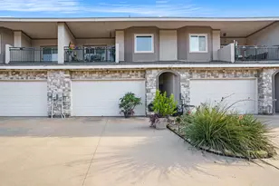 1217 Summerset Ln, Burleson, TX 76028 - Photo 1