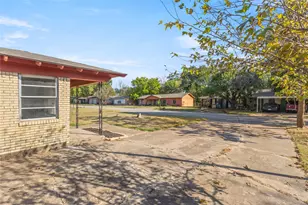 5005 Roxie St, Haltom City, TX 76117 - Photo 3