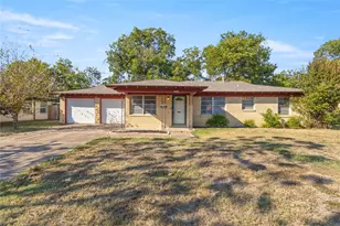 5005 Roxie St, Haltom City, TX 76117 - Photo 1