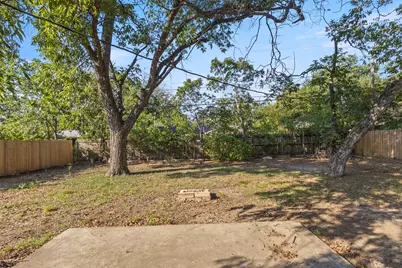 5005 Roxie Street, Haltom City, TX 76117 - Photo 19