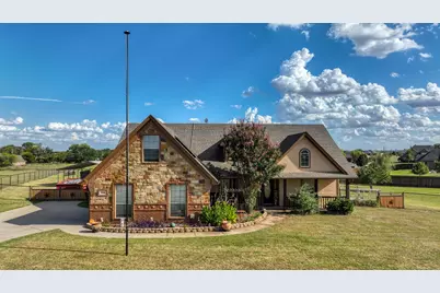 155 Cornerstone Lane, Springtown, TX 76082 - Photo 1