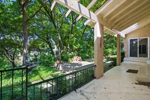 2901 N Sunbeck Circle, Farmers Branch, TX 75234 - Photo 31