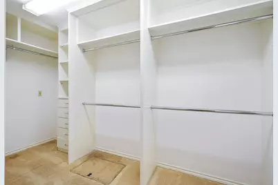 2901 N Sunbeck Circle, Farmers Branch, TX 75234 - Photo 17