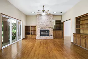 2901 N Sunbeck Circle, Farmers Branch, TX 75234 - Photo 9