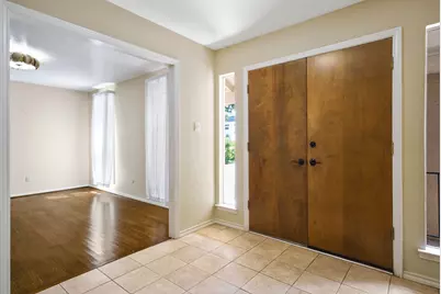 2901 N Sunbeck Circle, Farmers Branch, TX 75234 - Photo 5