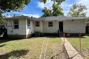 2441 Falls Dr, Dallas, TX 75211 - Photo 17