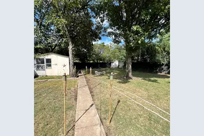 2441 Falls Drive, Dallas, TX 75211 - Photo 15