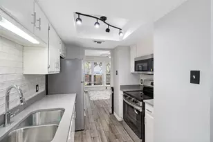 1626 Choteau Cir, Grapevine, TX 76051 - Photo 17