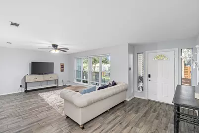 1626 Choteau Circle, Grapevine, TX 76051 - Photo 5