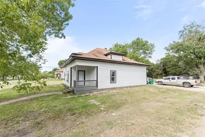 309 E Ross, Mart, TX 76664 - Photo 1