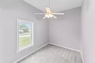 309 E Ross, Mart, TX 76664 - Photo 17