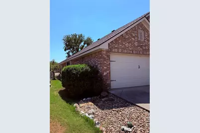 1321 Lauren Lane, Granbury, TX 76048 - Photo 5