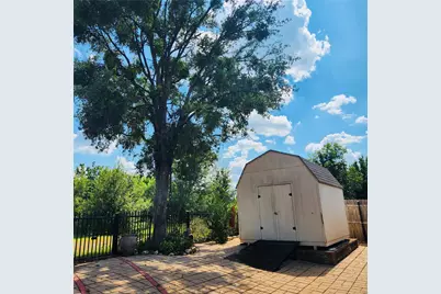 1321 Lauren Lane, Granbury, TX 76048 - Photo 11