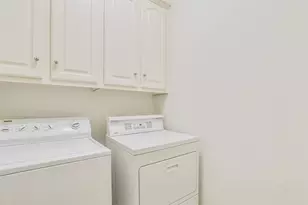 1007 W Bluff St, Fort Worth, TX 76102 - Photo 13