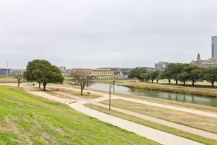 1007 W Bluff St, Fort Worth, TX 76102 - Photo 31