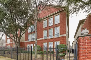 1007 W Bluff St, Fort Worth, TX 76102 - Photo 1