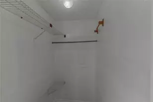 9805 Walnut St, Dallas, TX 75243 - Photo 17