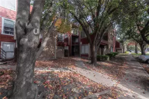 9805 Walnut St, Dallas, TX 75243 - Photo 5