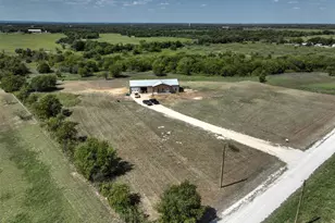 231 Hcr 1206, Blum, TX 76627 - Photo 29