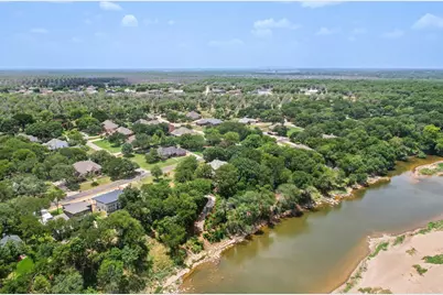 7818 Ravenswood Road, Granbury, TX 76049 - Photo 11