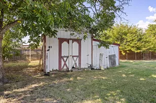 614 Overhill Rd, Granbury, TX 76048 - Photo 35